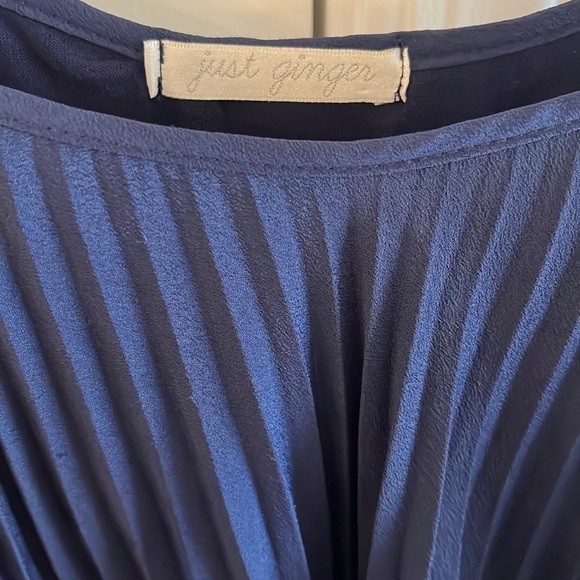 ⚓️ Vintage Navy Pleated Flowy Mini Dress, Circa 2007 , Size: S - Picture 6 of 17